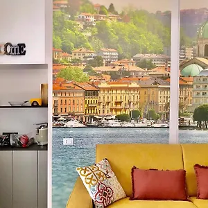 Emily , Como Italien