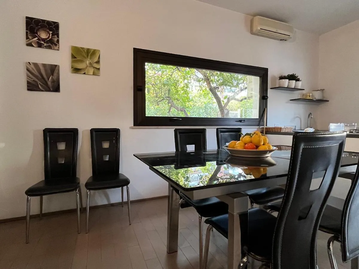 Holiday home Casetta Bianca Palermo Italy